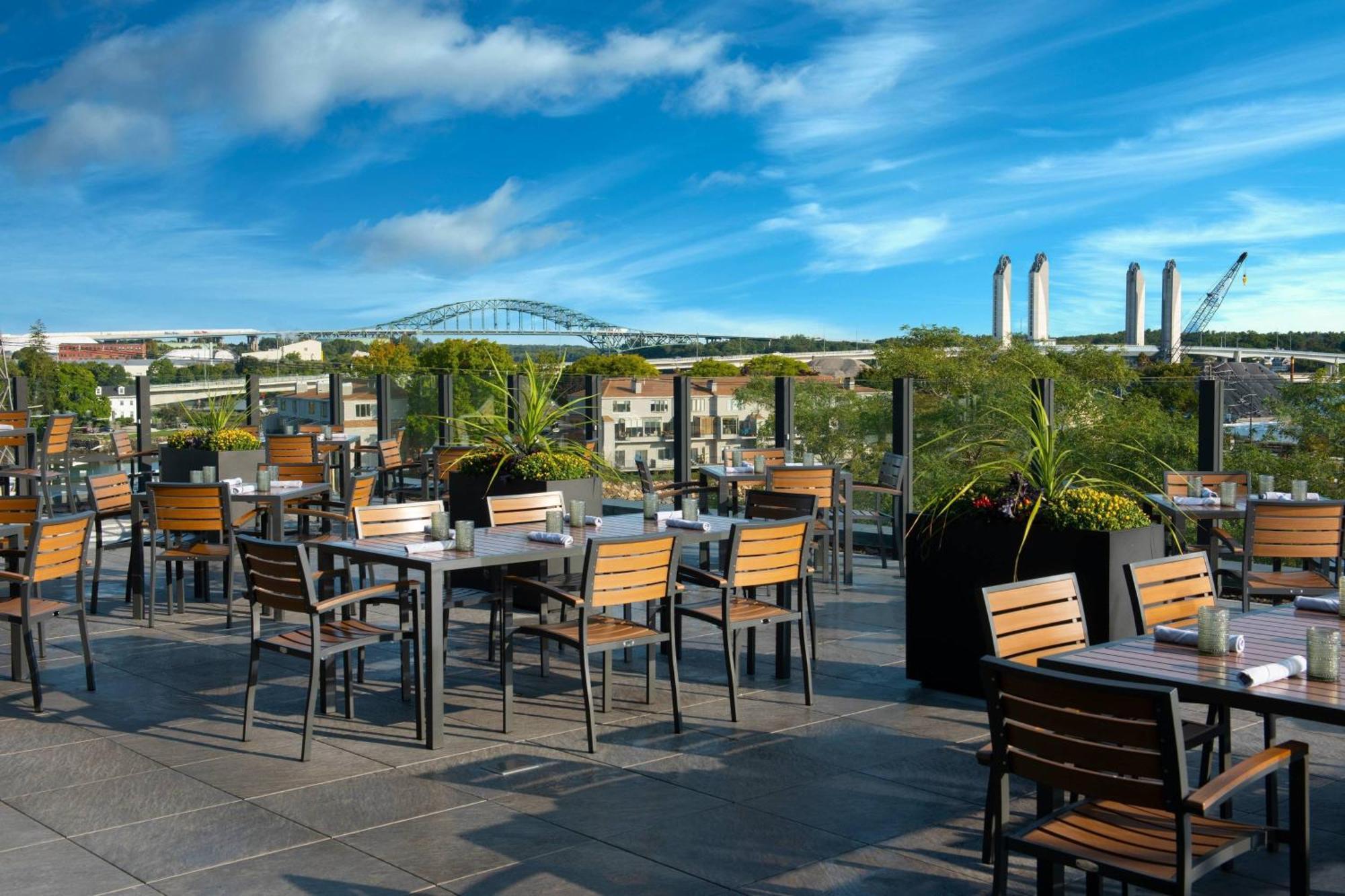 Ac Hotel By Marriott Portsmouth Downtown/Waterfront Экстерьер фото