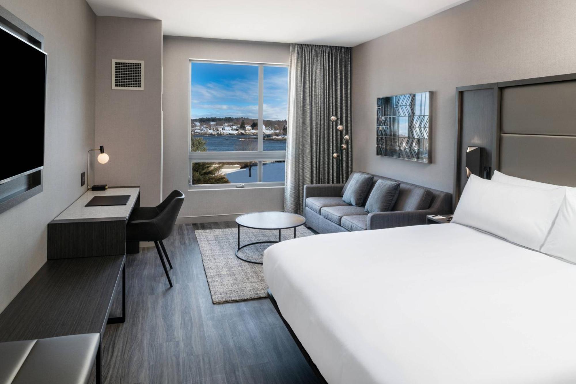 Ac Hotel By Marriott Portsmouth Downtown/Waterfront Экстерьер фото