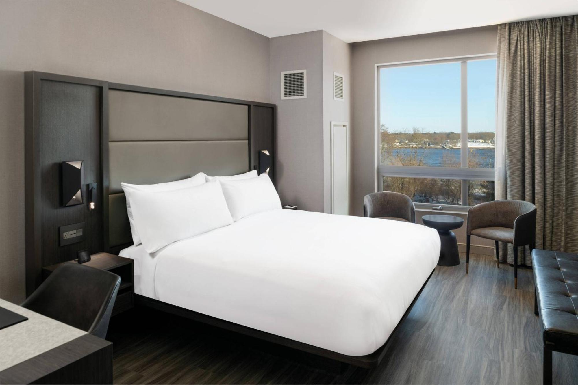 Ac Hotel By Marriott Portsmouth Downtown/Waterfront Экстерьер фото