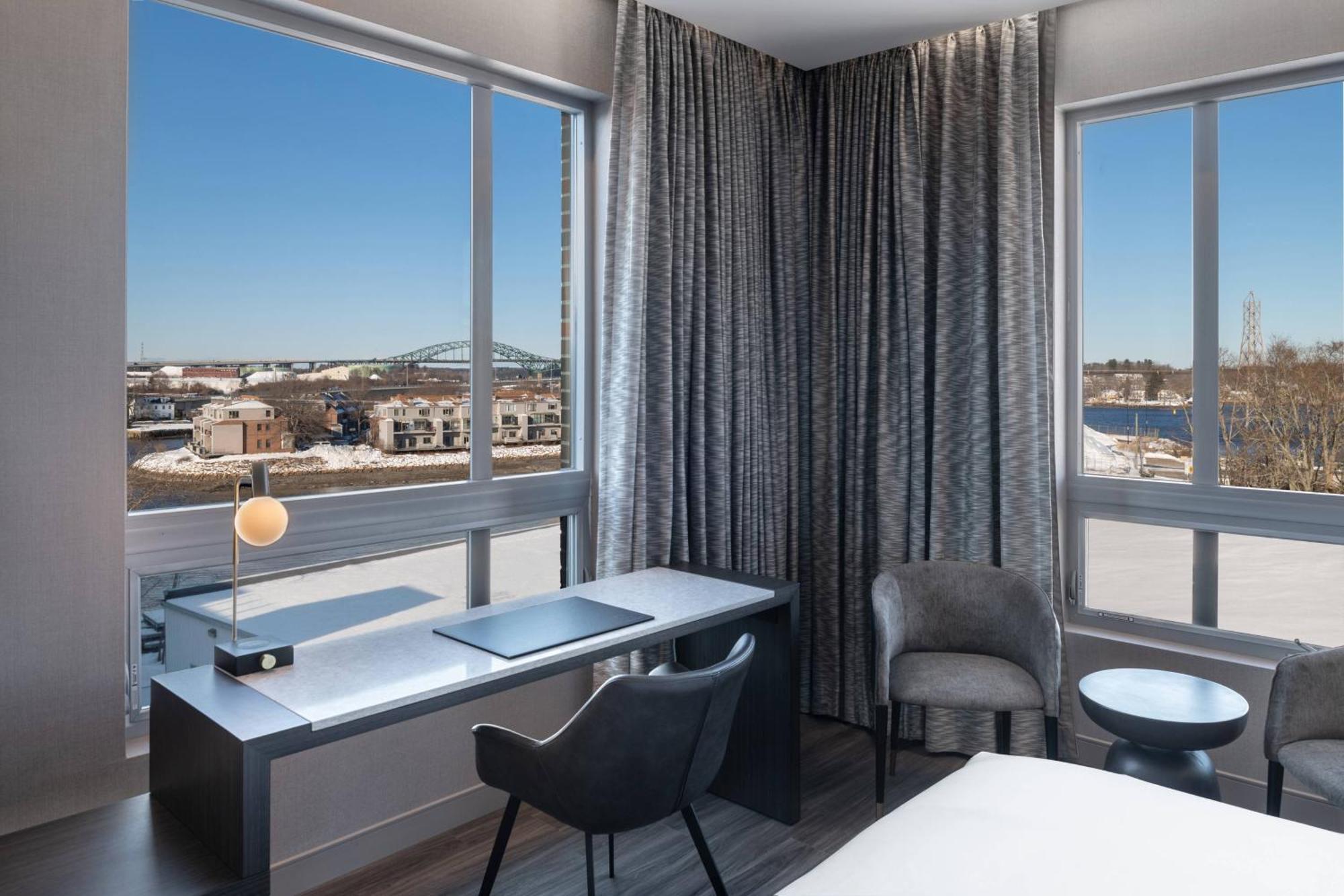 Ac Hotel By Marriott Portsmouth Downtown/Waterfront Экстерьер фото