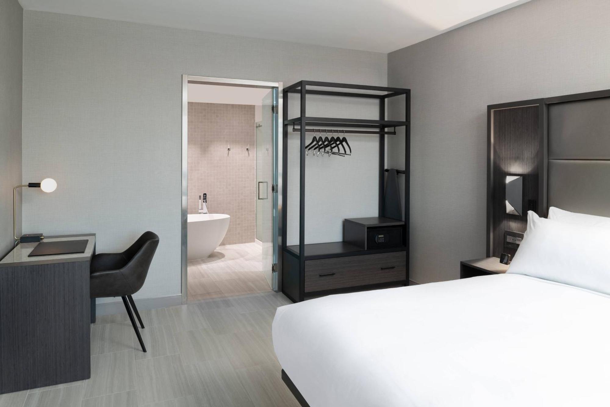 Ac Hotel By Marriott Portsmouth Downtown/Waterfront Экстерьер фото