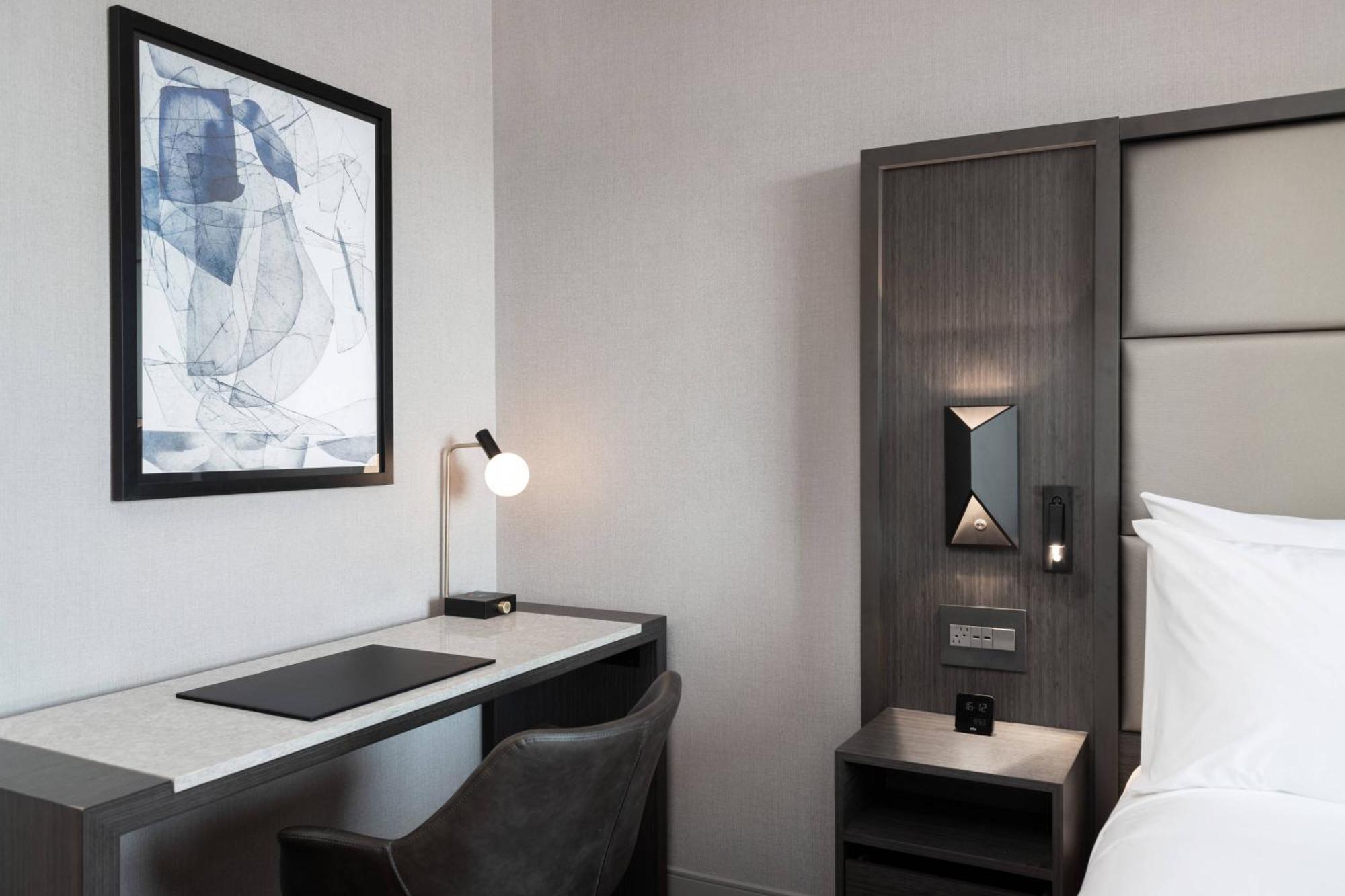 Ac Hotel By Marriott Portsmouth Downtown/Waterfront Экстерьер фото