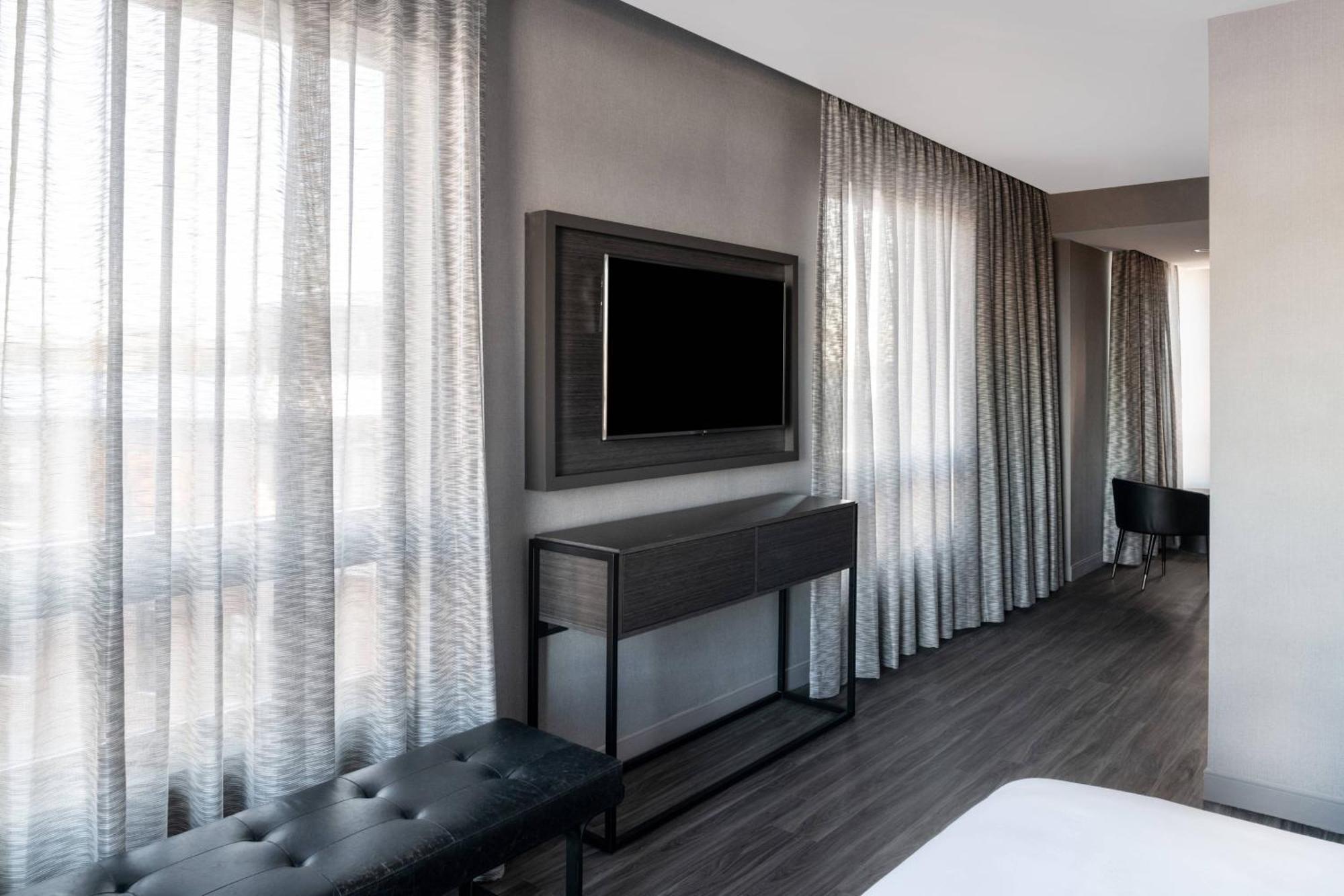 Ac Hotel By Marriott Portsmouth Downtown/Waterfront Экстерьер фото
