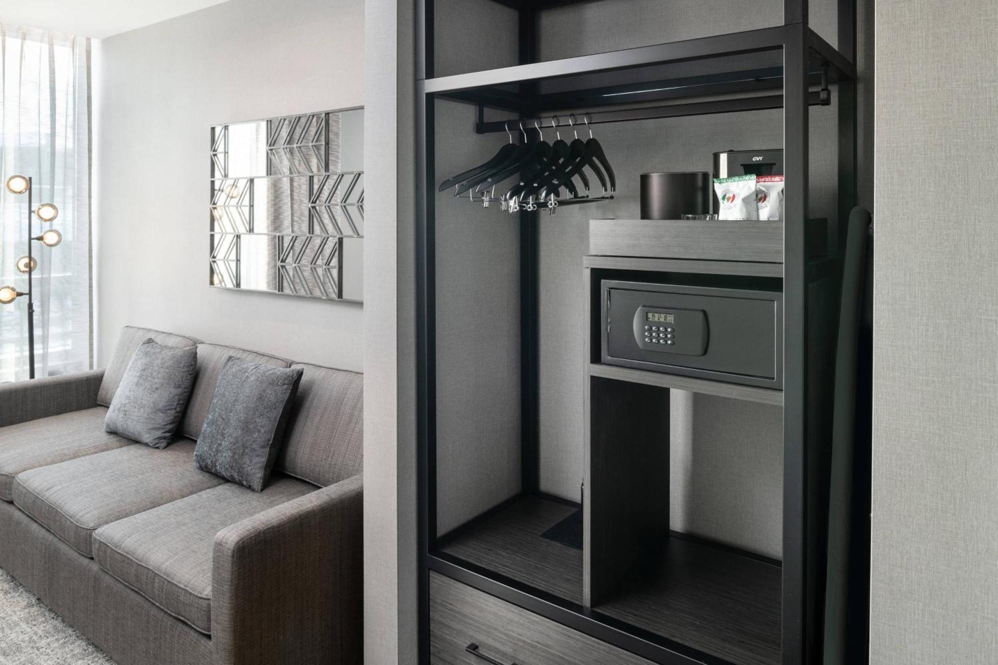 Ac Hotel By Marriott Portsmouth Downtown/Waterfront Экстерьер фото